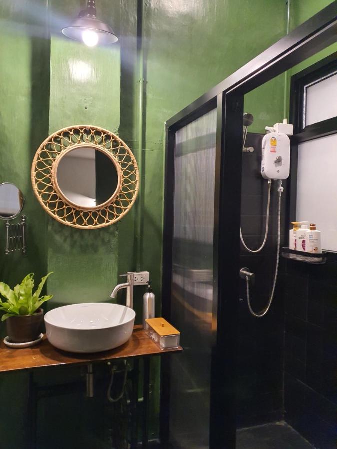 Apartamento Motu Bangkok Exterior foto
